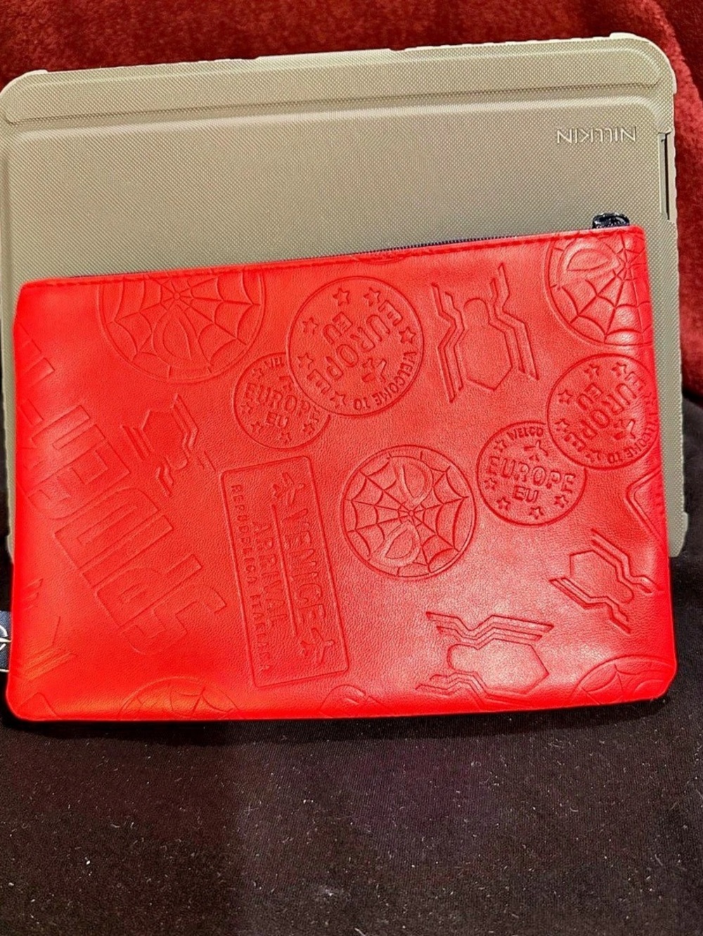 Bioworld Spider-Man Red Cosmetic Pouch